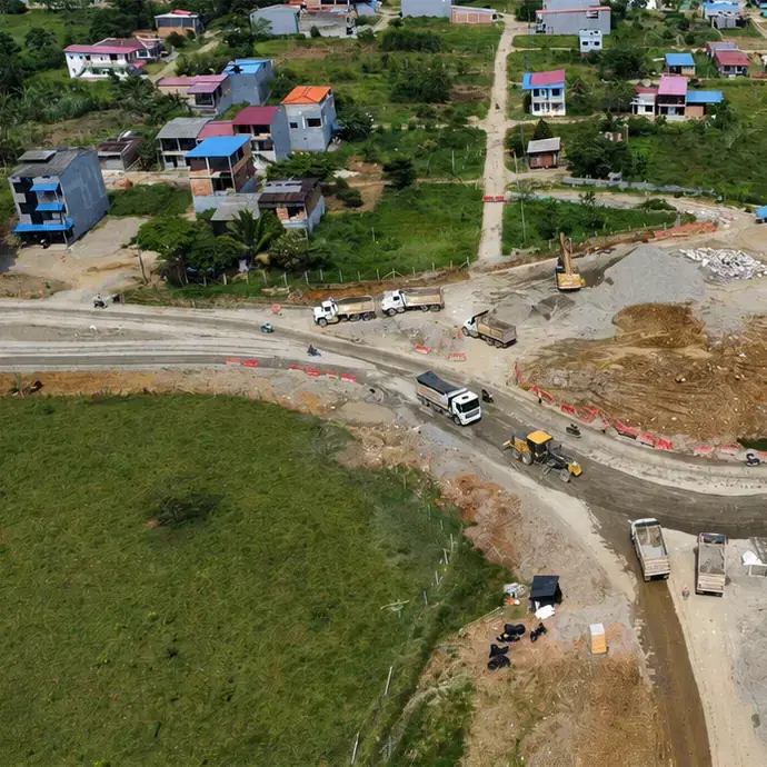 Infraestructura vial y drenaje — fotografía de proyecto de referencia
